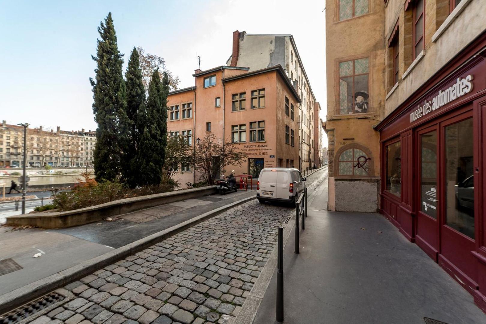 L'Ethnic Ambience - Superbe Appartement Tout Confort Au Coeur Du Vieux Lyon Luaran gambar